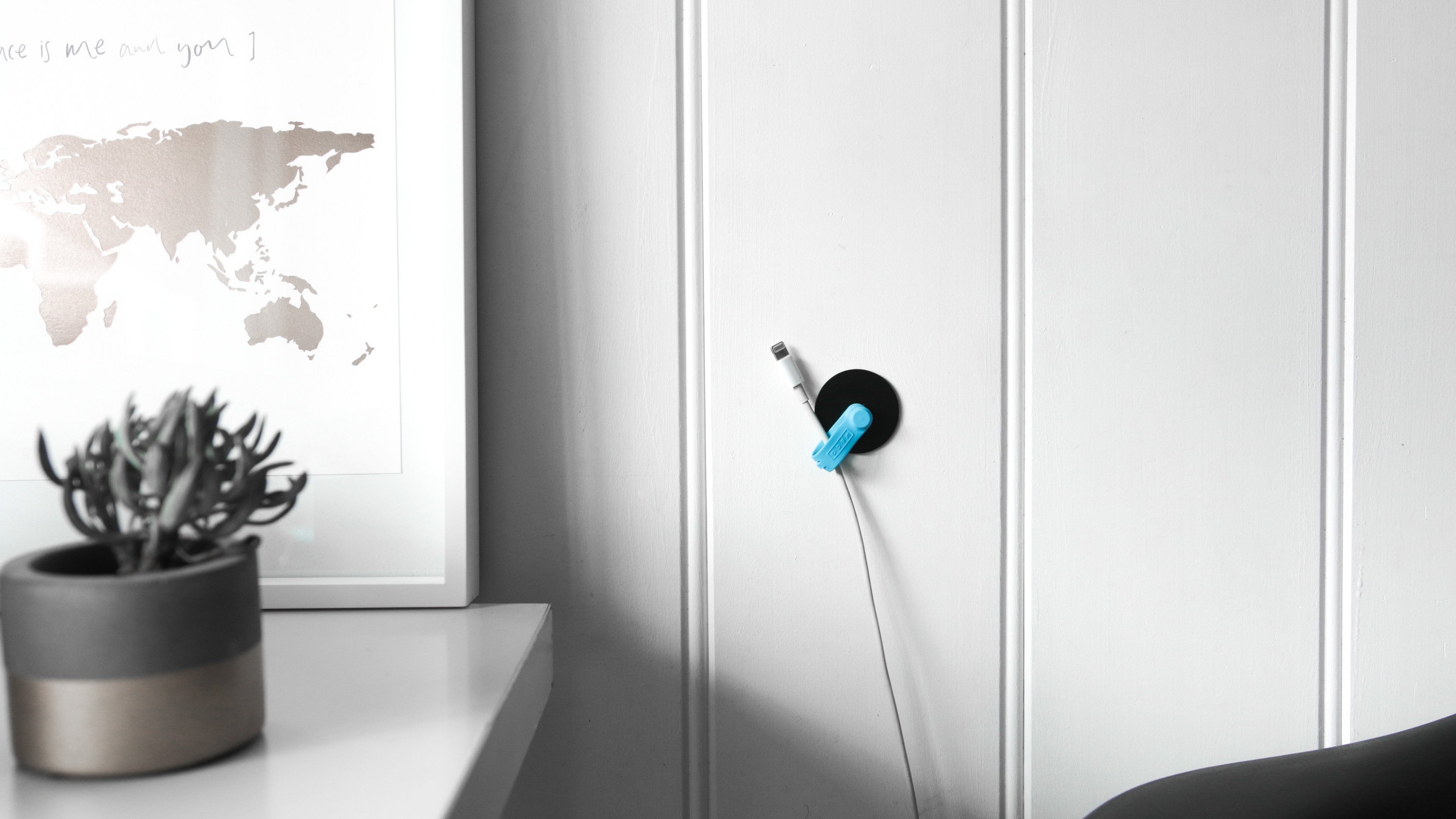 MACO Triple Cable Dock